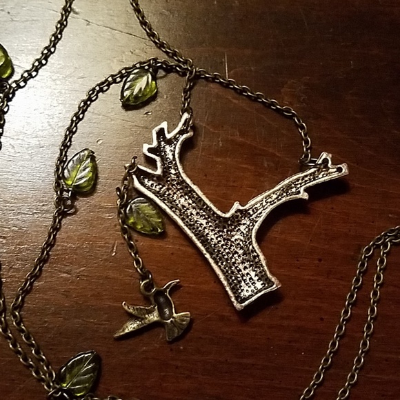 Handmade tree pendant necklace - Picture 7 of 8